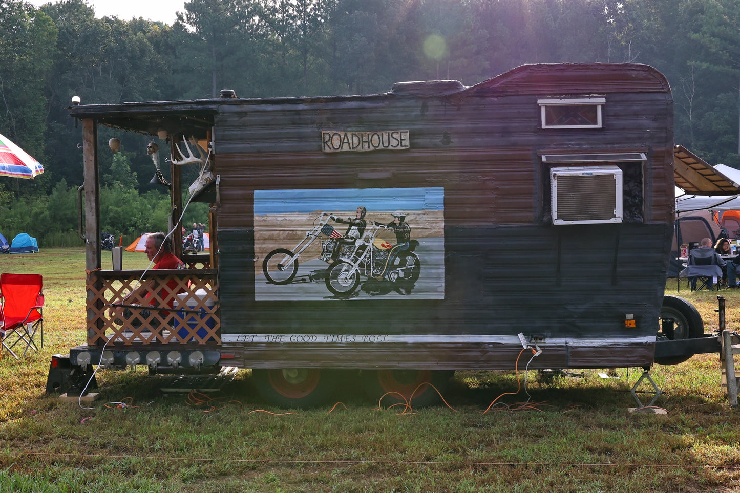 RV DRY / PRIMITIVE (camper, camper van, trailer in tow, pop-up truck tent, etc.)